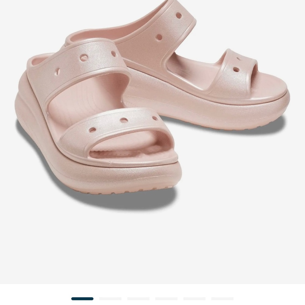 Crocs crush sandals size 8- pink new